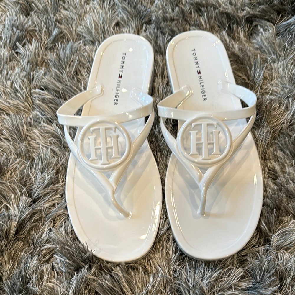 Tommy Hilfiger white thong slides